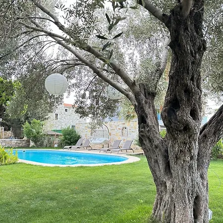 Vilă Palm Focakoey Foça